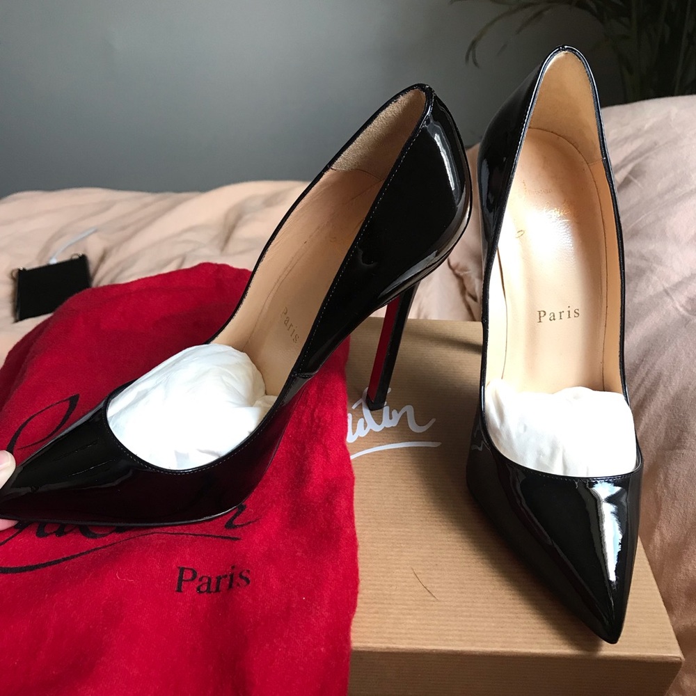 Christian Louboutin - Picture 2 of 5